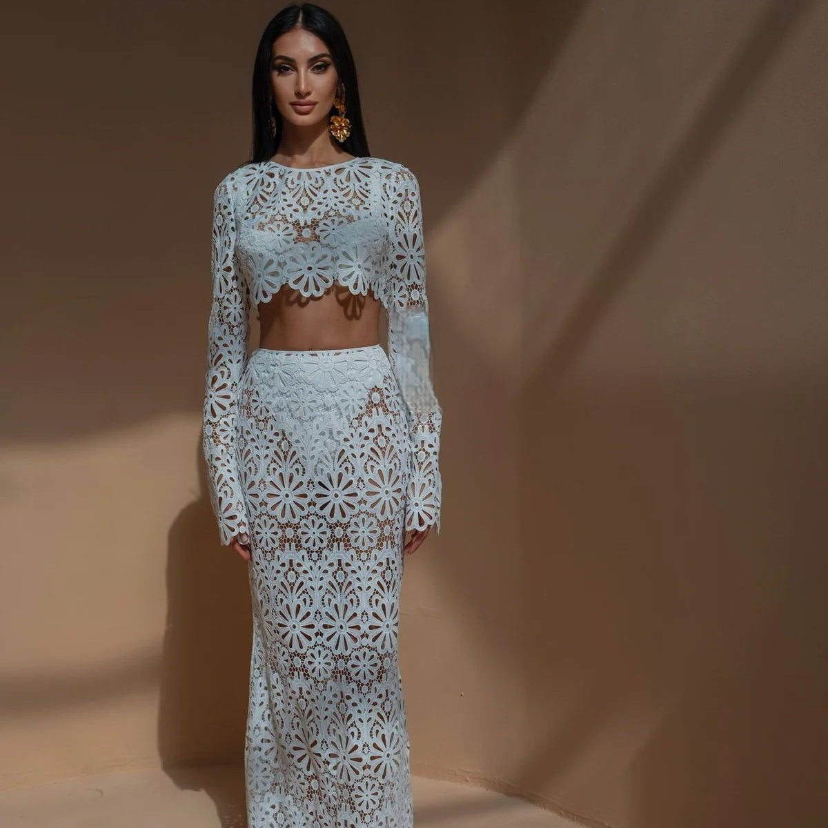 European And American Ladies Slim Fit Hollow-out Lace Tops Skirt Two-piece Suit