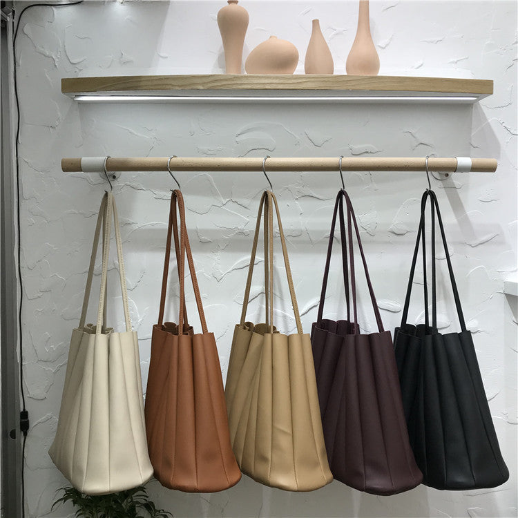 Color Series Pleated Simple Literary Handbag