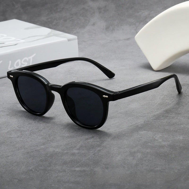 Retro Oval Frame Rice Nail Decoration For Men And Women