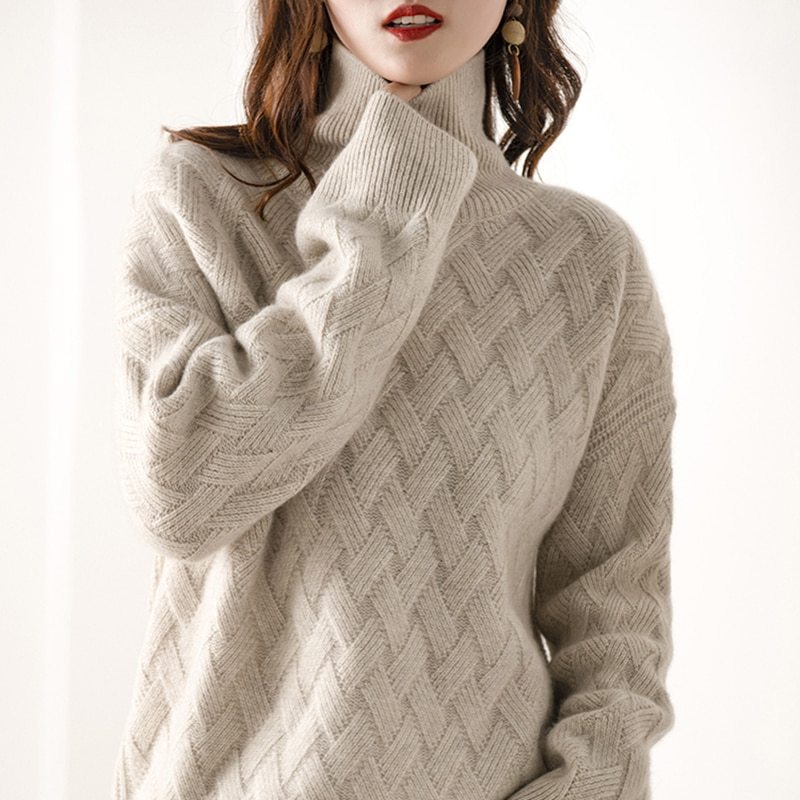 Women's padded pullover sweater wool loose knit