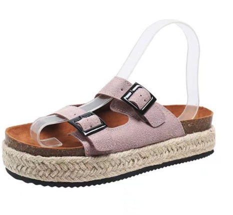 Flat Bottomed Women's Slippers With A Straight Shape For Outer Wear