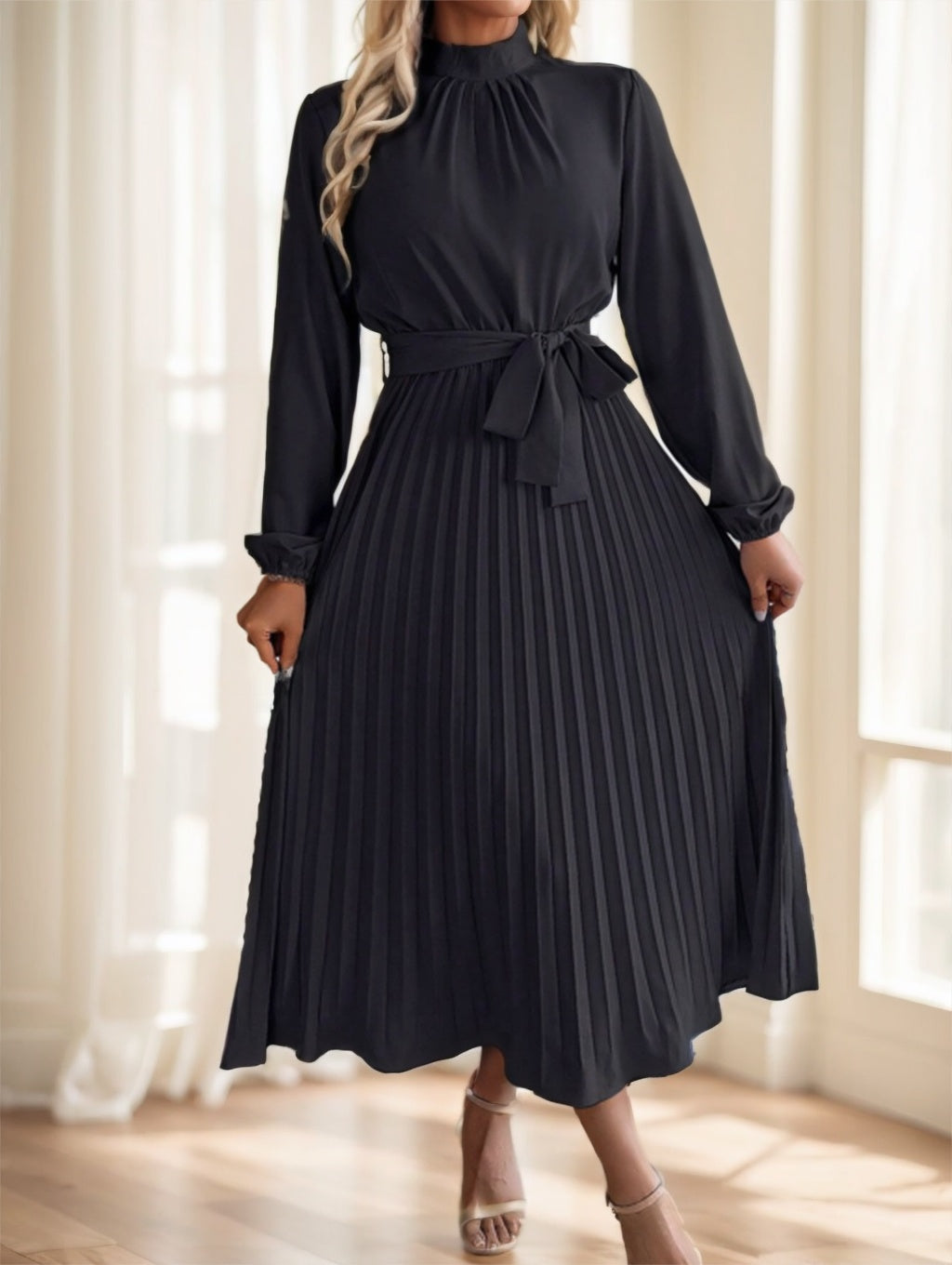 Women's Bow-Tied A-Line Pleated Dress
