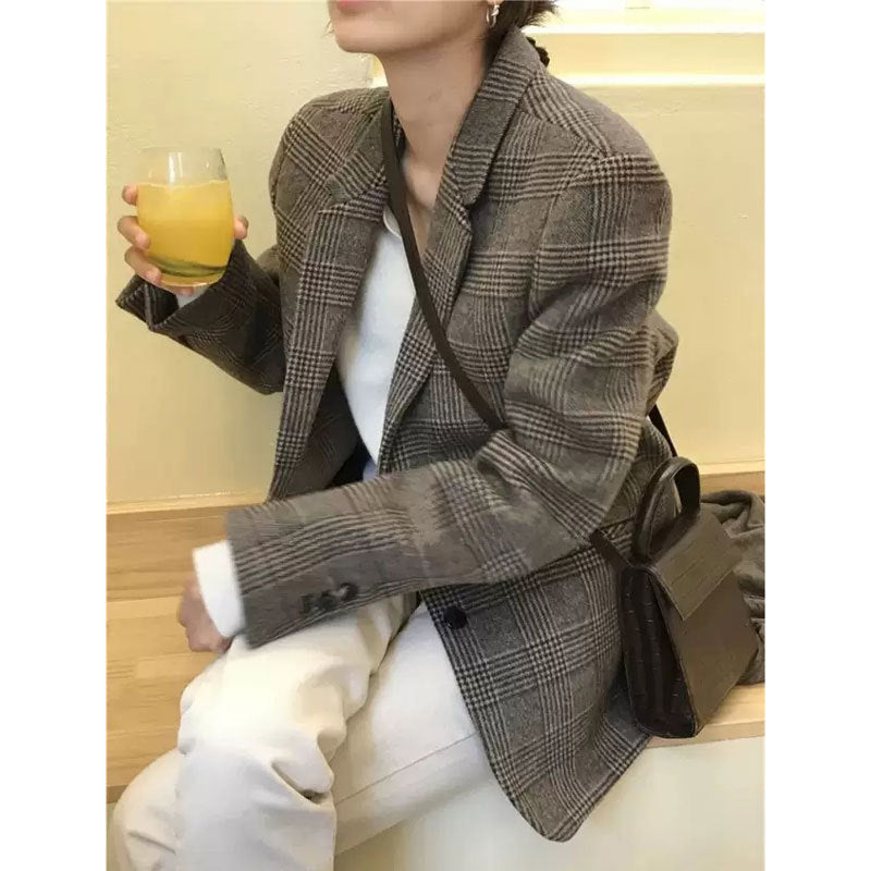 Check vintage woolen coat