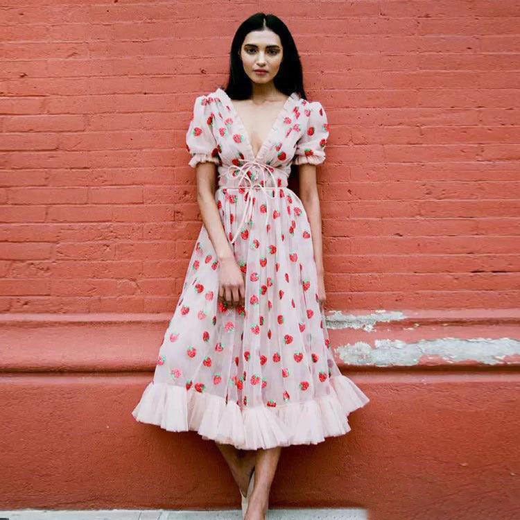 Cross-Border Dress French Strawberry Two-Color Sequined Long Skirt Mesh Lace Strap Slim Fashion Even