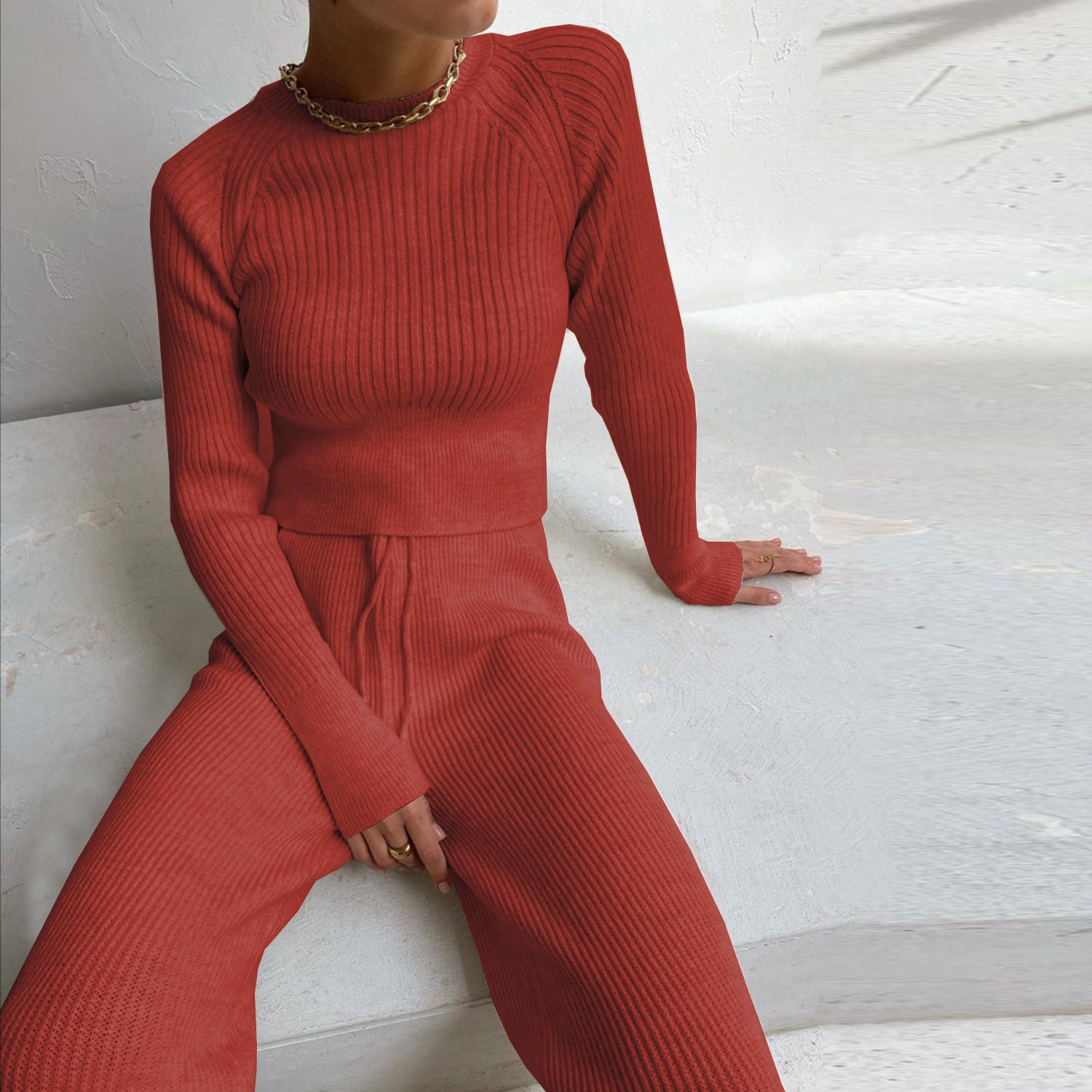 Pure color warm sweater suit