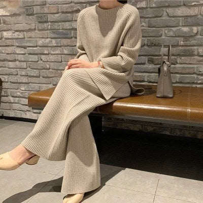 Retro Fashion New Warm Split Sweater Suit