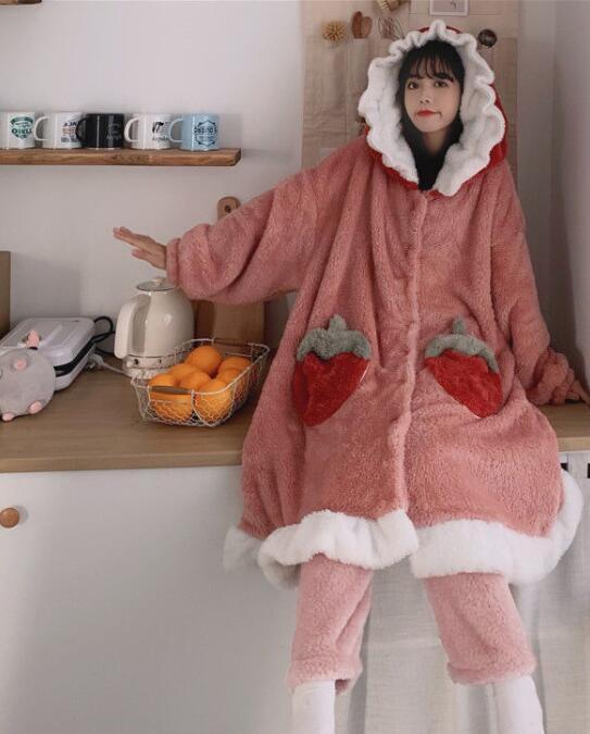Women's Flannel Warm Loose Pajamas Suit