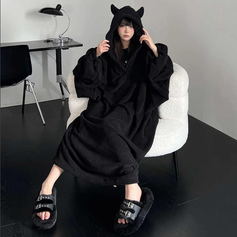 Plus Size Cute Little Devil Black Island Velvet Pajamas