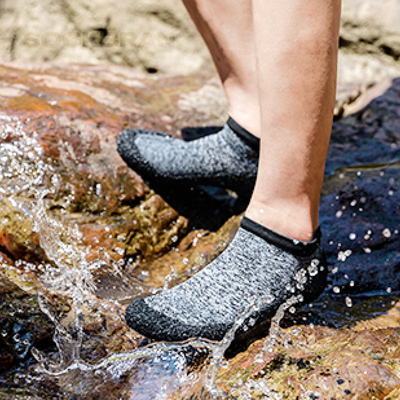 Multi-functional Lightweight Upstream Shoes Outdoor Sock Shoes
