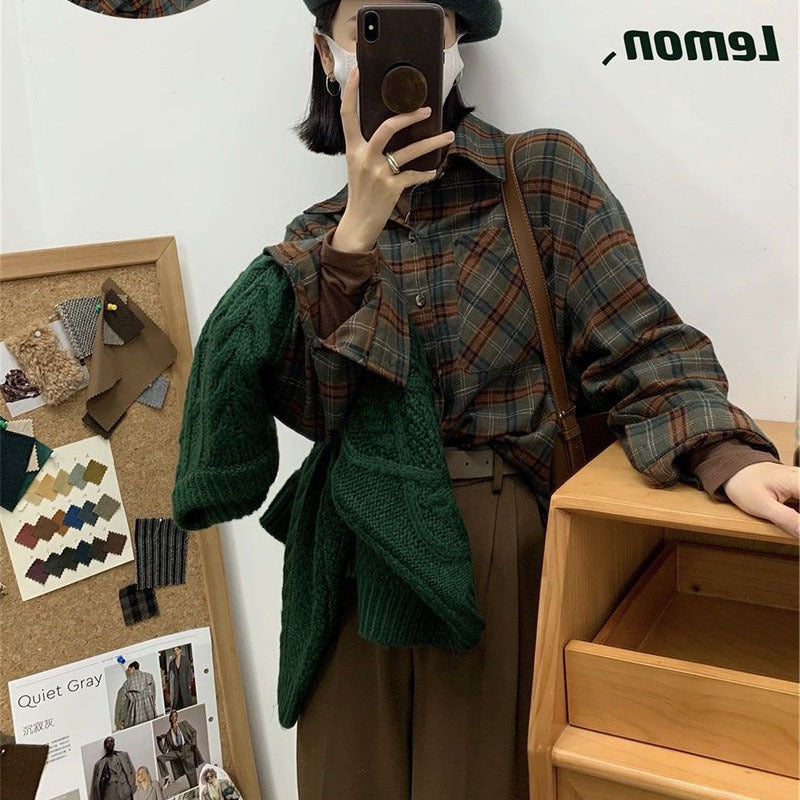 Vintage Women's Plaid Shirt Oversized Blouse Korean Fashion Long Sleeve Top
