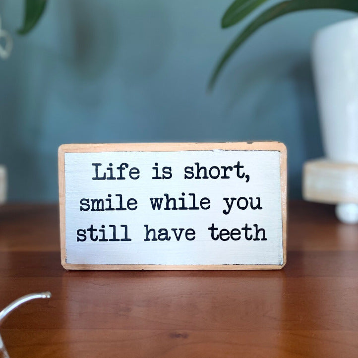 English Letters Desktop Ornaments