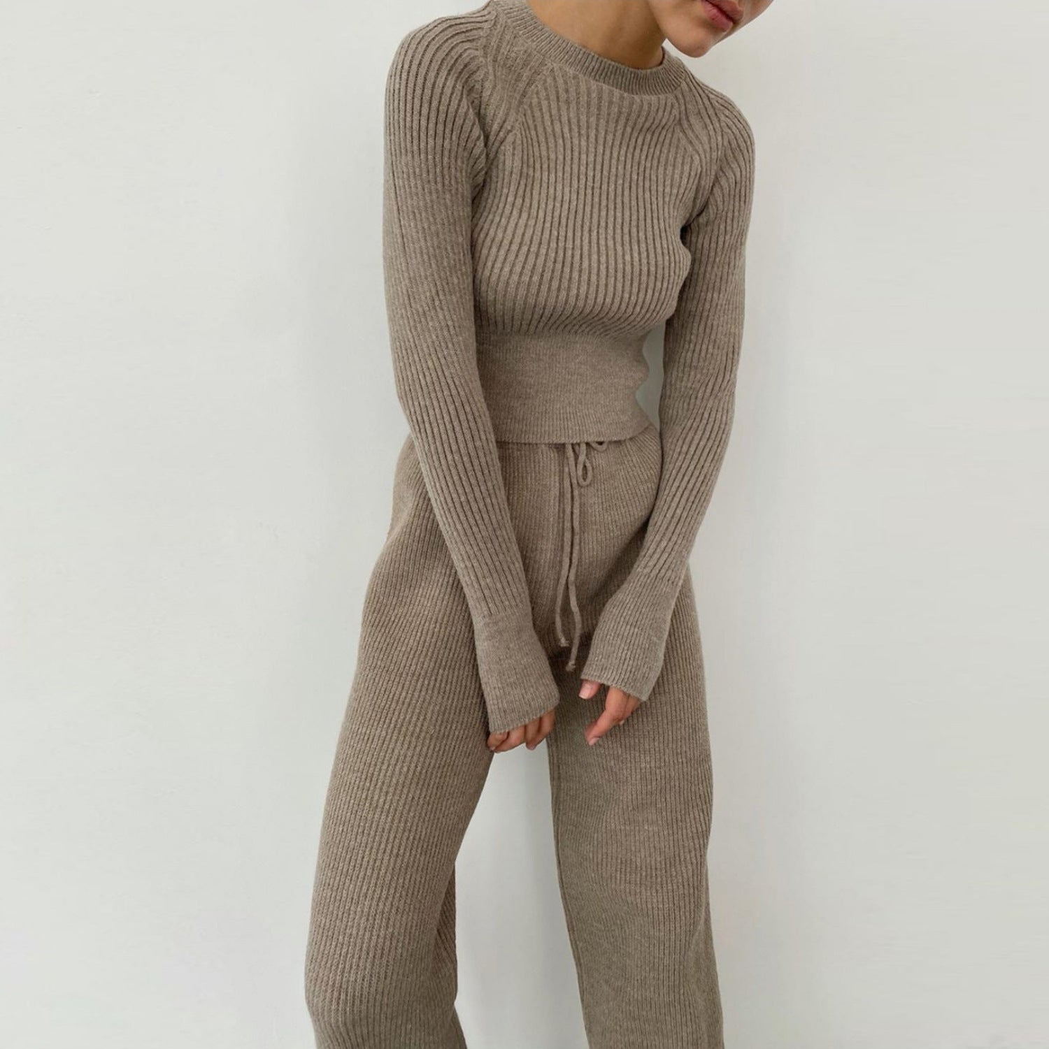 Pure color warm sweater suit