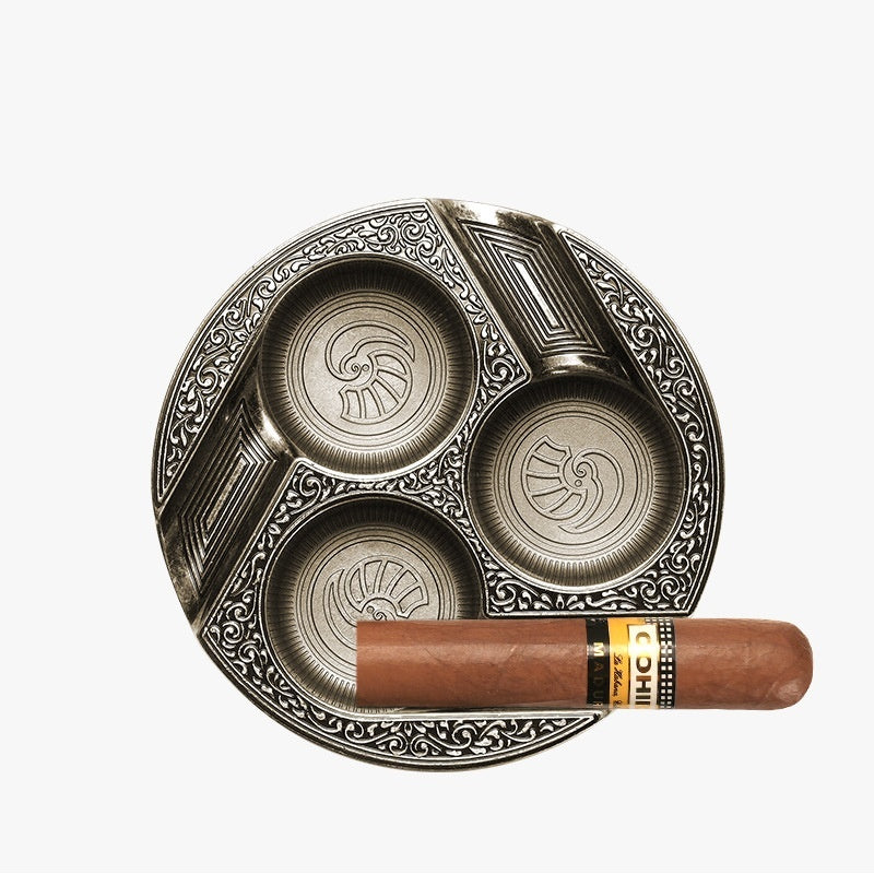 Three-slot Retro Metal Easy-to-clean Cigar Ashtray