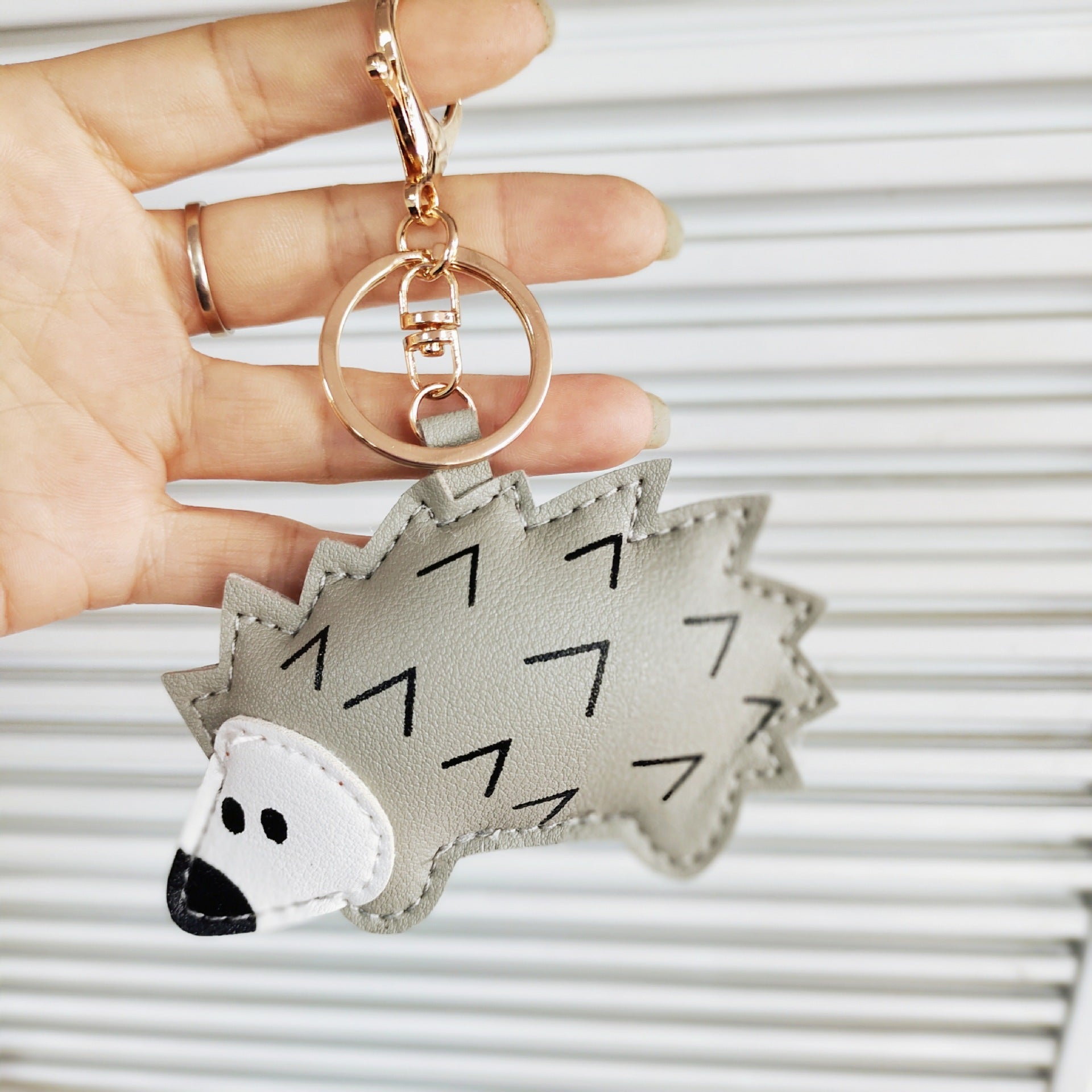 Creative Little Hedgehog PU Leather Keychain Pendant