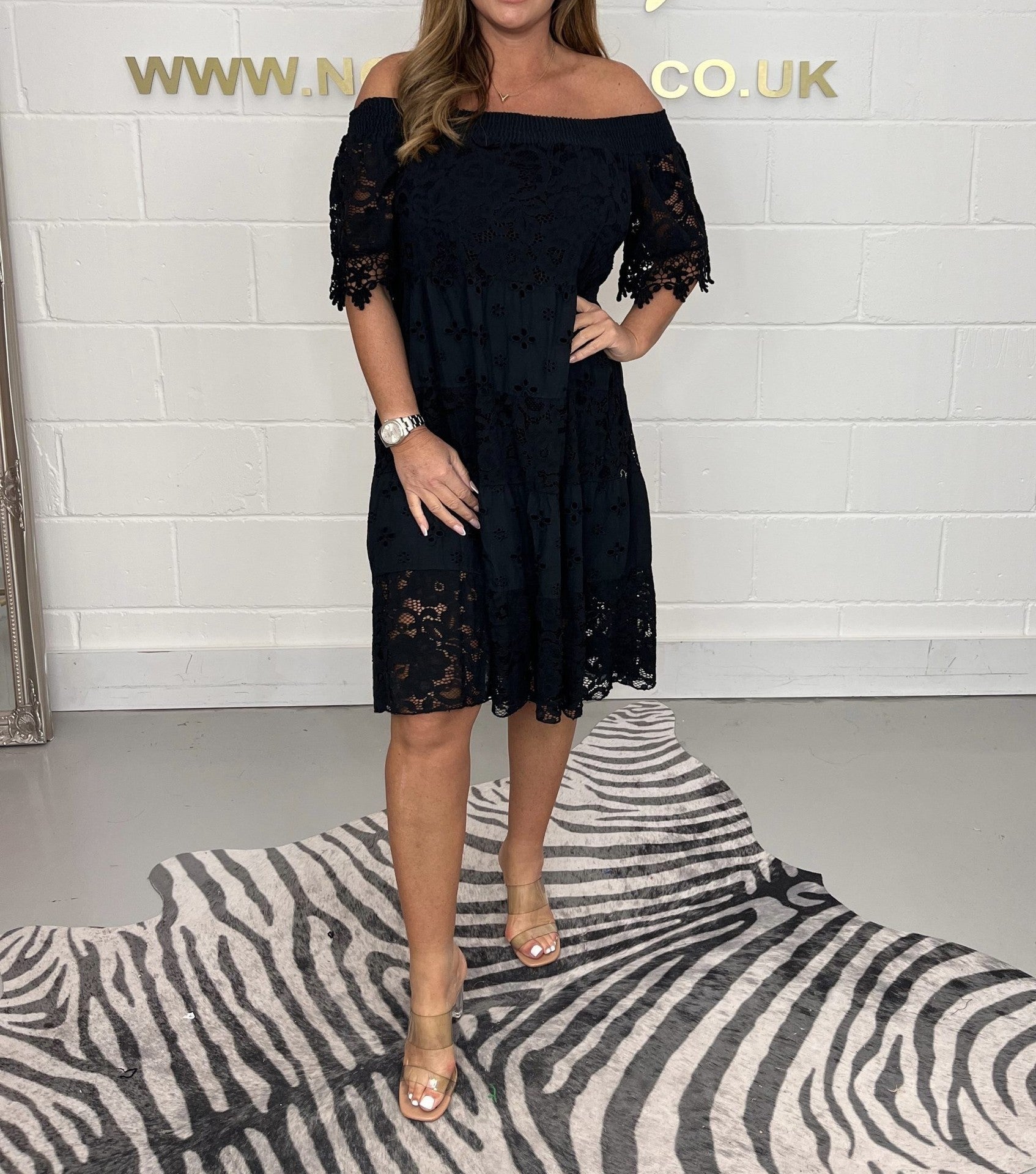 Lace Stitching Smocking Off-shoulder Short Sleeve Loose Dress