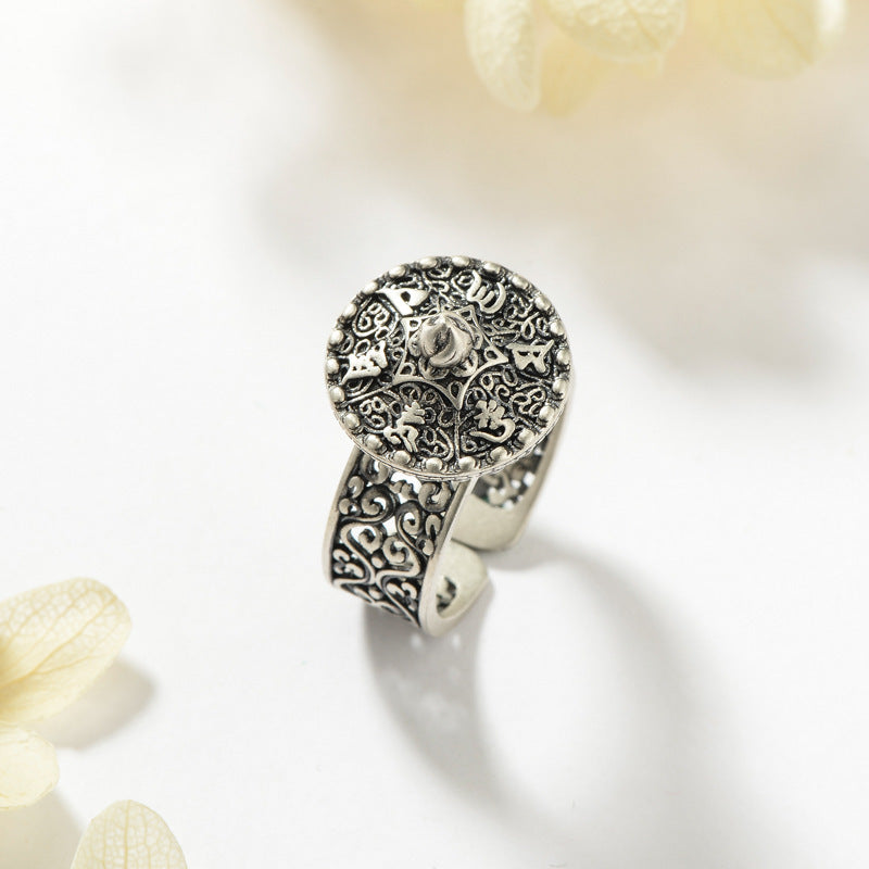 Hollow pattern six word ring