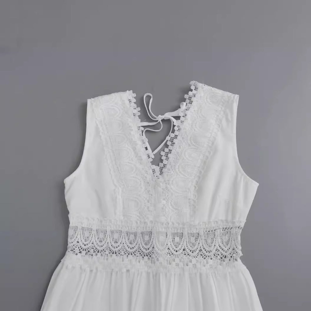 Women's Spring Fashion Simple Lace Stitching White Dress