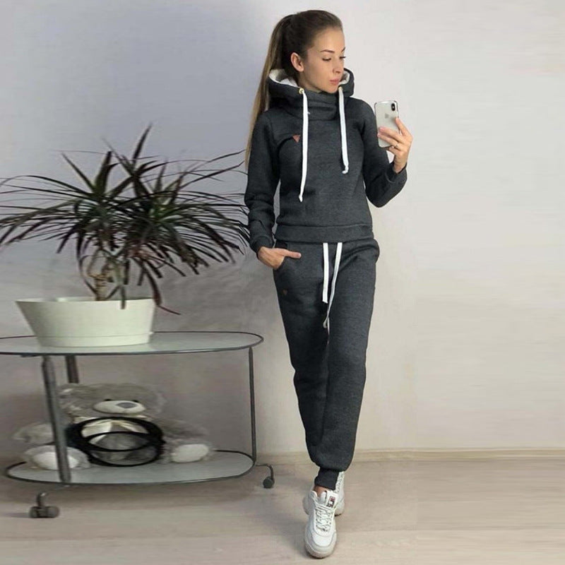 Women's Fleece Leather Seal Long Sleeve Hooded Casual Sports Suit