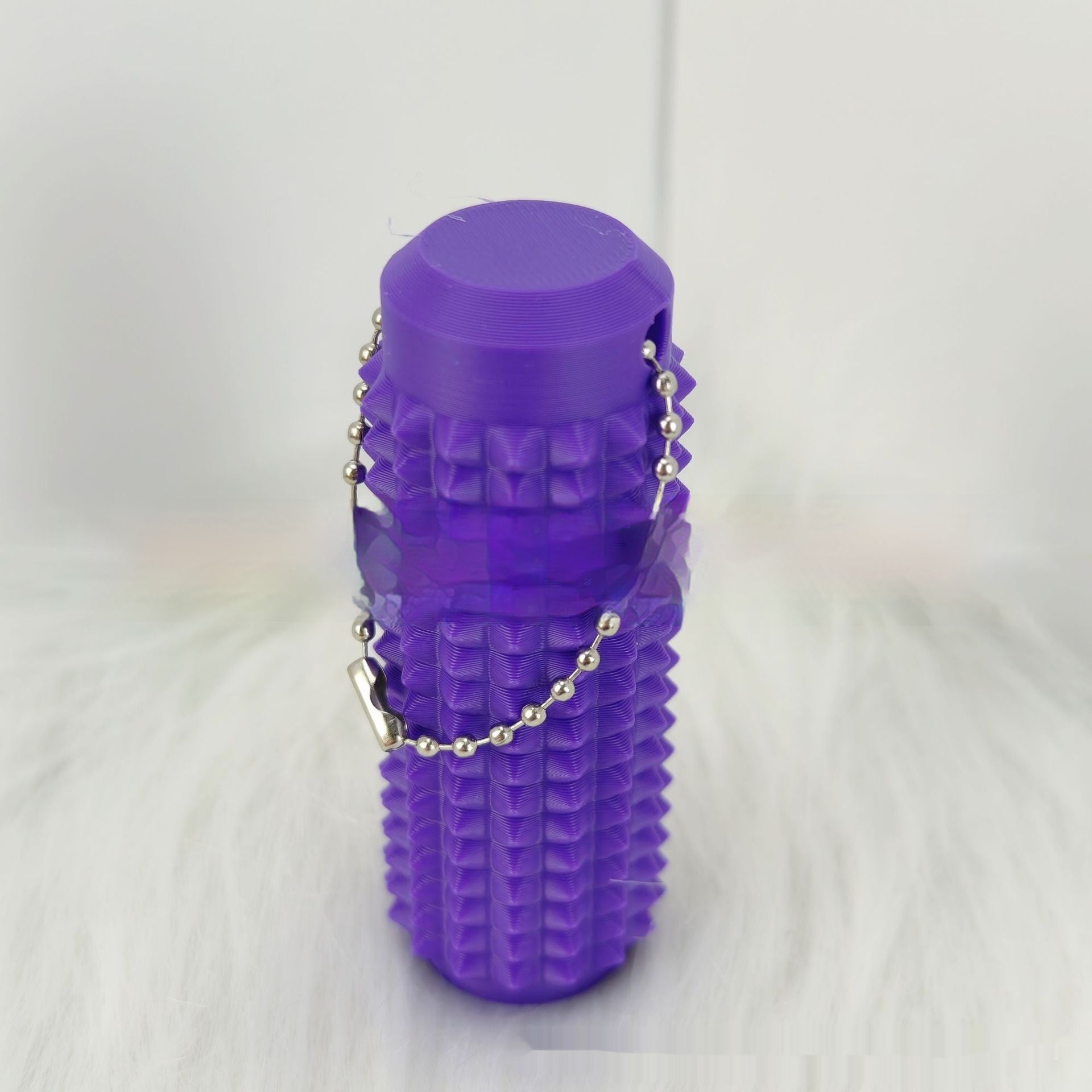 Portable Fingertip Decompression Keychain