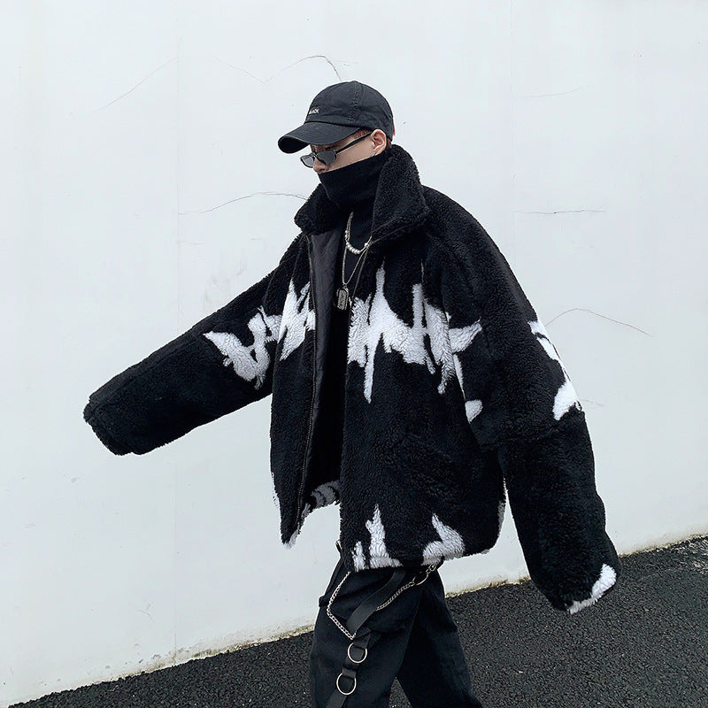 Contrasting letters and cotton lamb wool coat