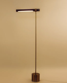 Individual wood grain table lamp