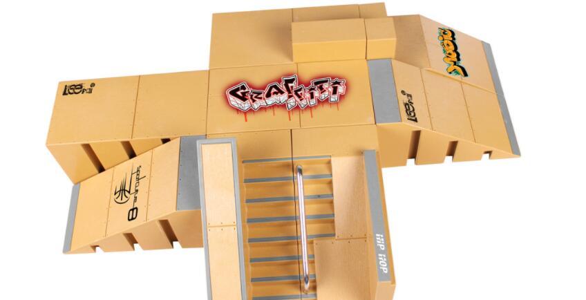 Supply alloy finger skateboard props combination finger skateboard field suit number LF8092