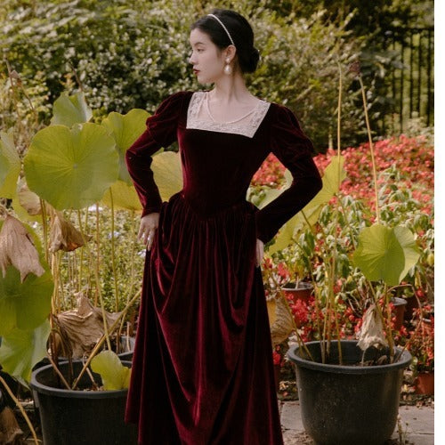 Temperament Retro Velvet Long Sleeve Dress