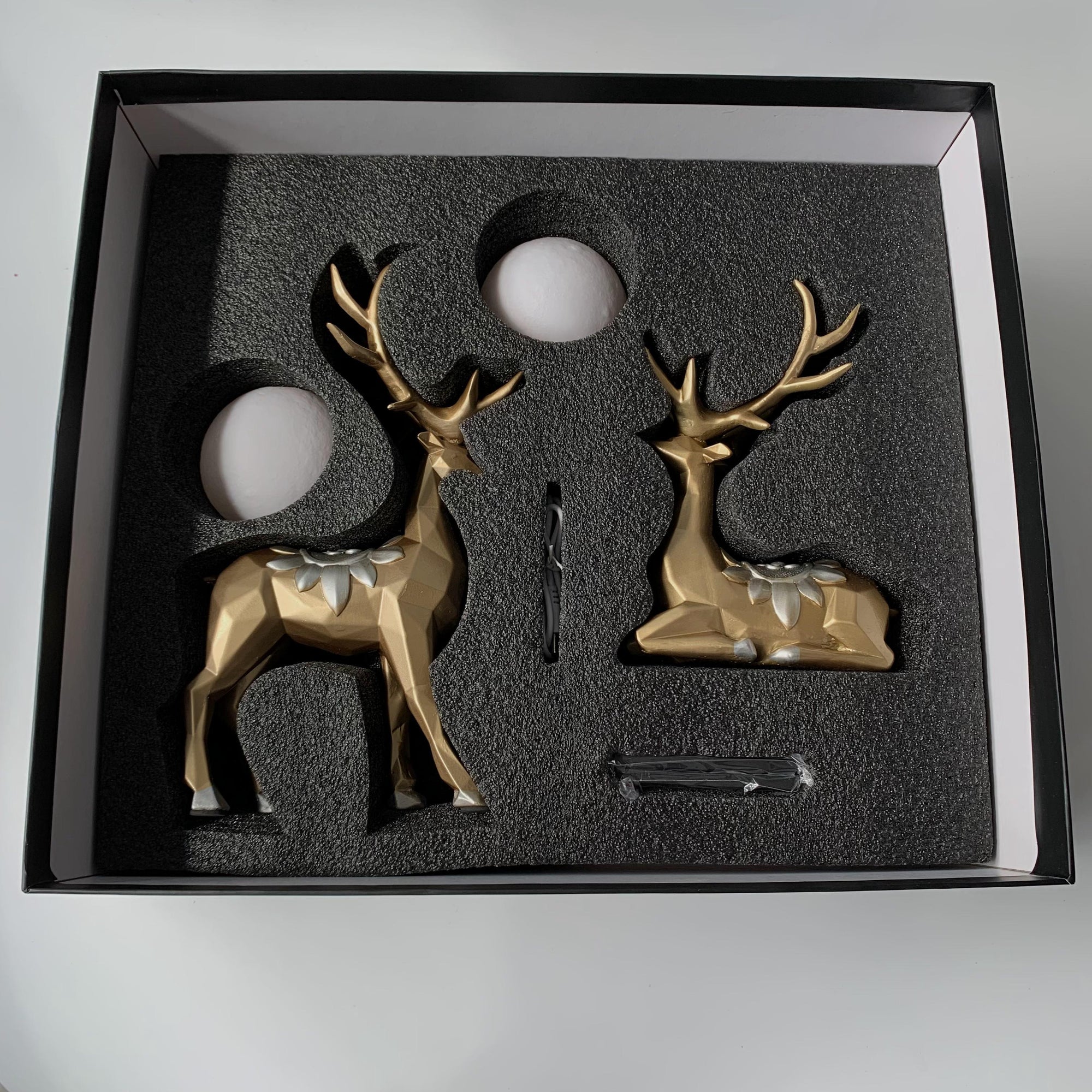 Bedroom Decoration Light Luxury Feer Ornaments