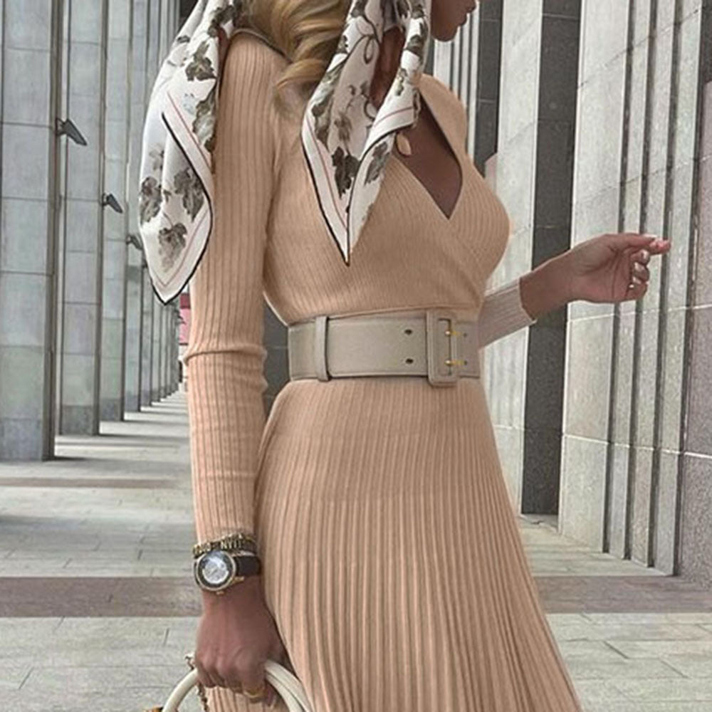 Belted Slim V Neck Knitted Pleated Dress