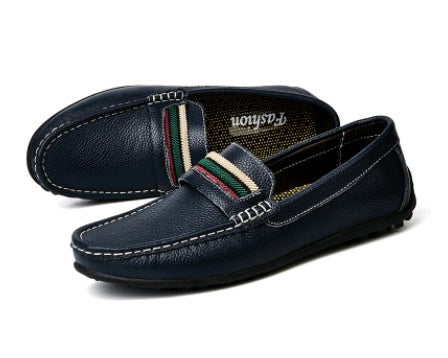 Large size men's first layer cowhide leather shoes soft bottom peas shoes casual sets of feet leather men's shoes