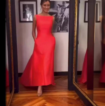 Fashionable Waistband Solid Color Dress