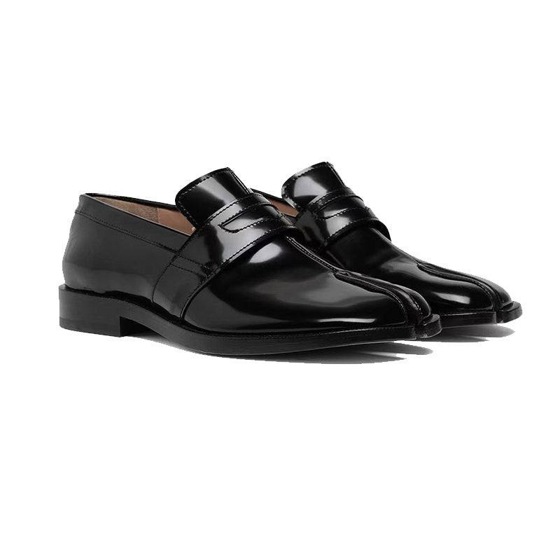 Split Toe Women's Horseshoe Flat Shoes