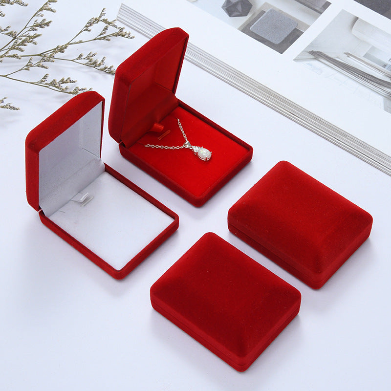 High-end Velvet Spray Pendant Jewelry Box
