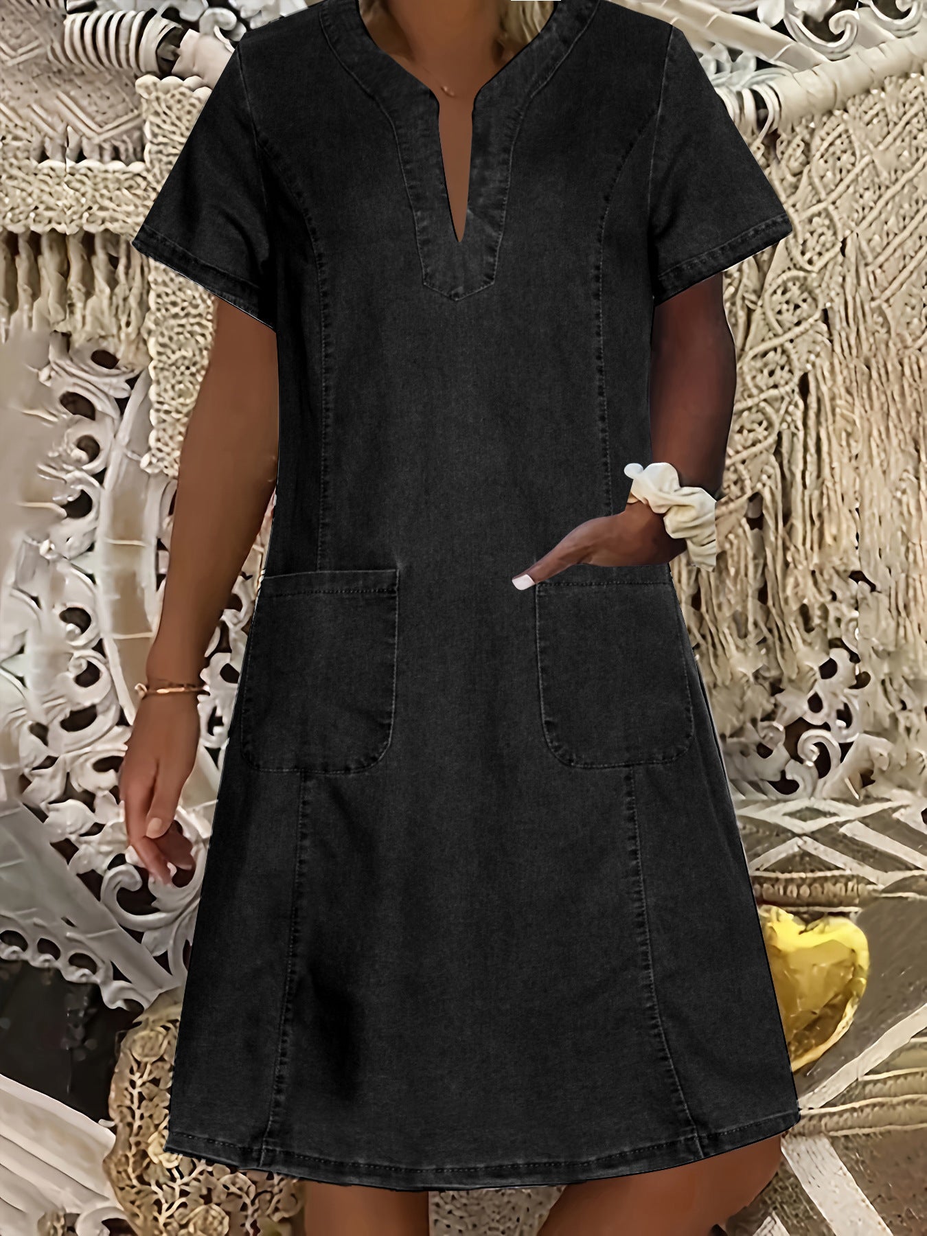 Women's V-neck Pleated Short-sleeved Dress