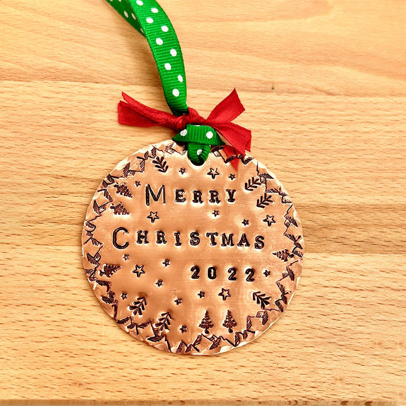 Leaf Carving Keychain Pendant