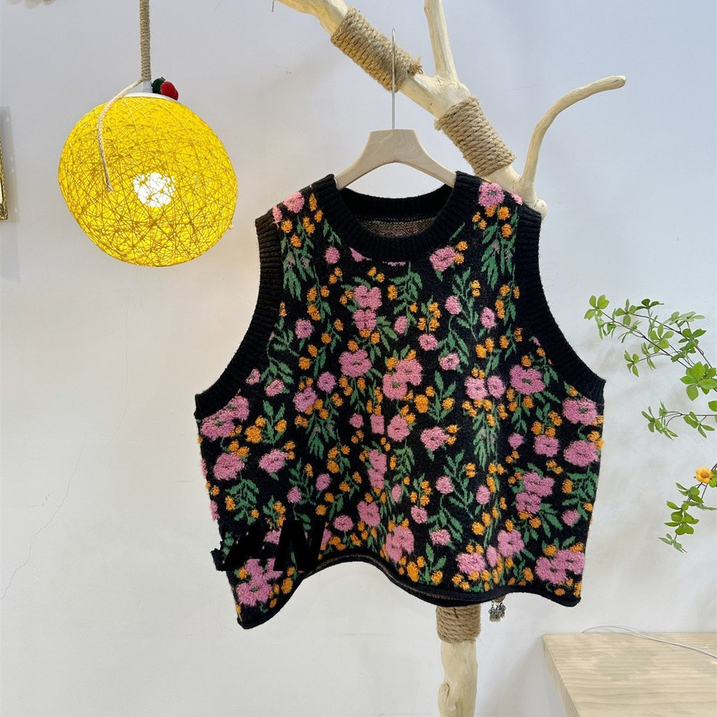 Women's Sleeveless Three-dimensional Floral Knitted Vest