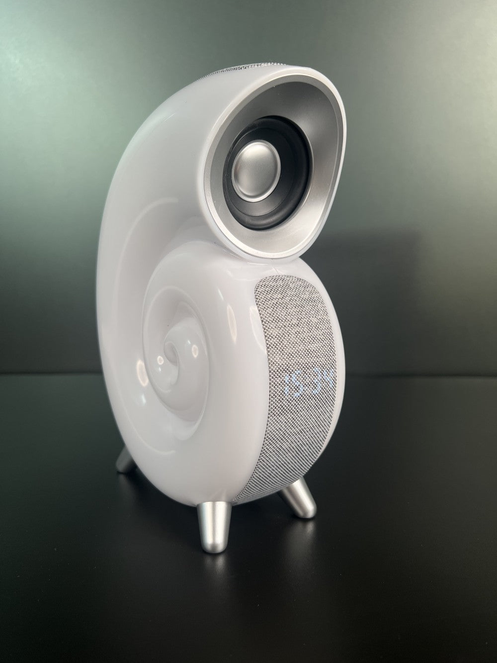 Creative Intelligent Plastic Bluetooth Audio System