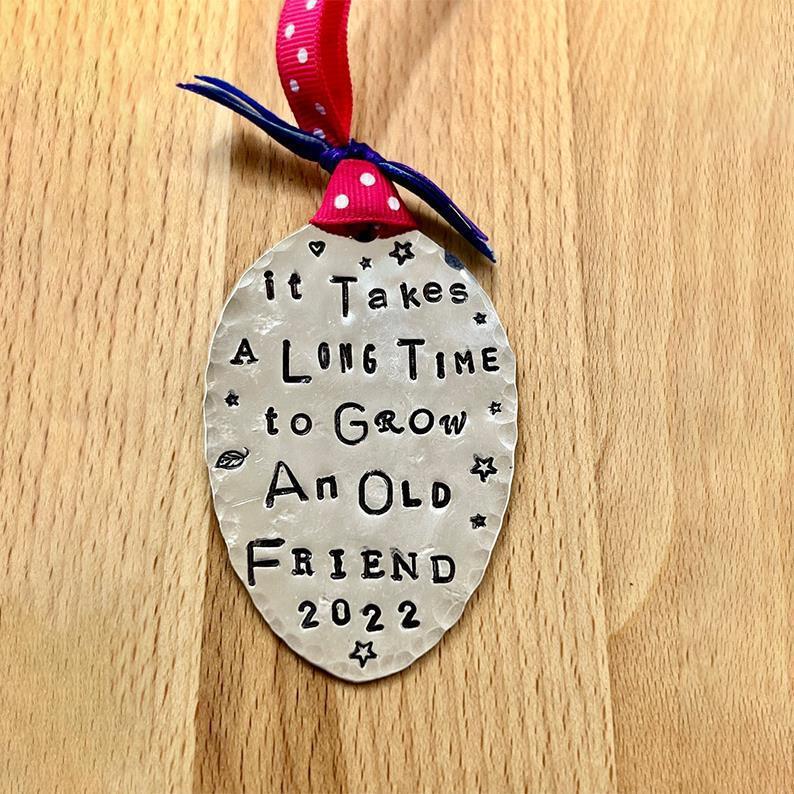 Leaf Carving Keychain Pendant