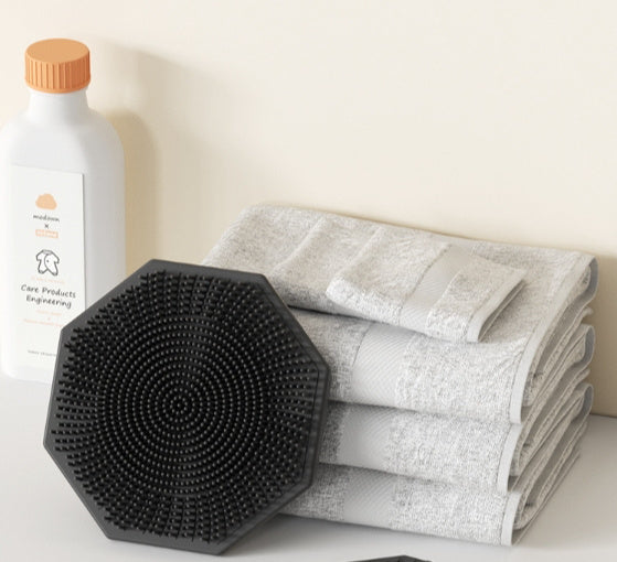 Magic Brush With Soft Bristles For Bathing, Silicone Massage Brush