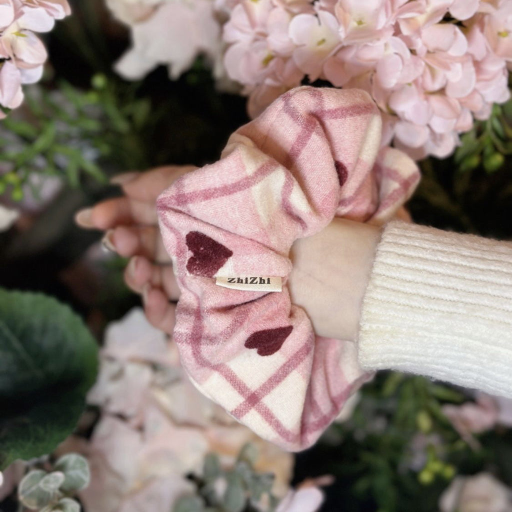 Sweet Girl Love Woolen Sausage Ring Bun