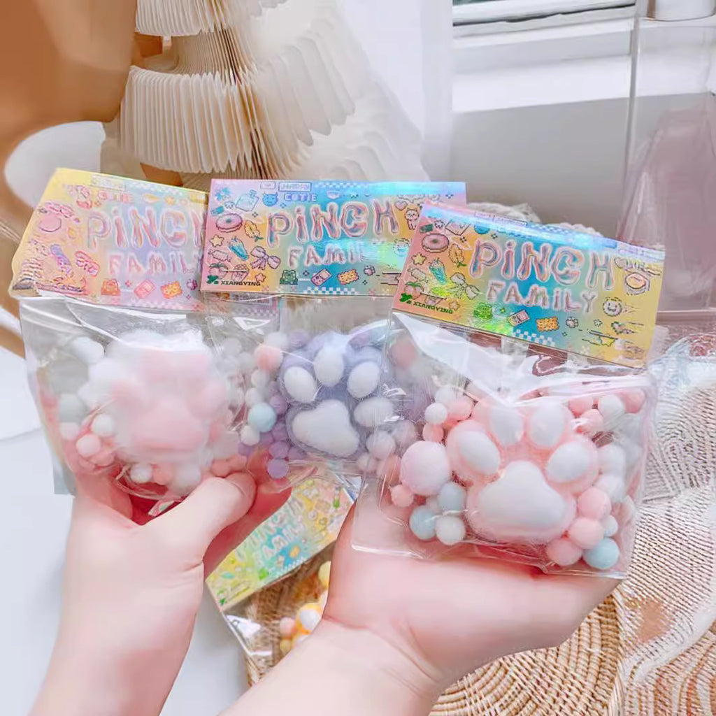 Decompress Squeezing Toy Cat's Paw Pressure Reduction Toy