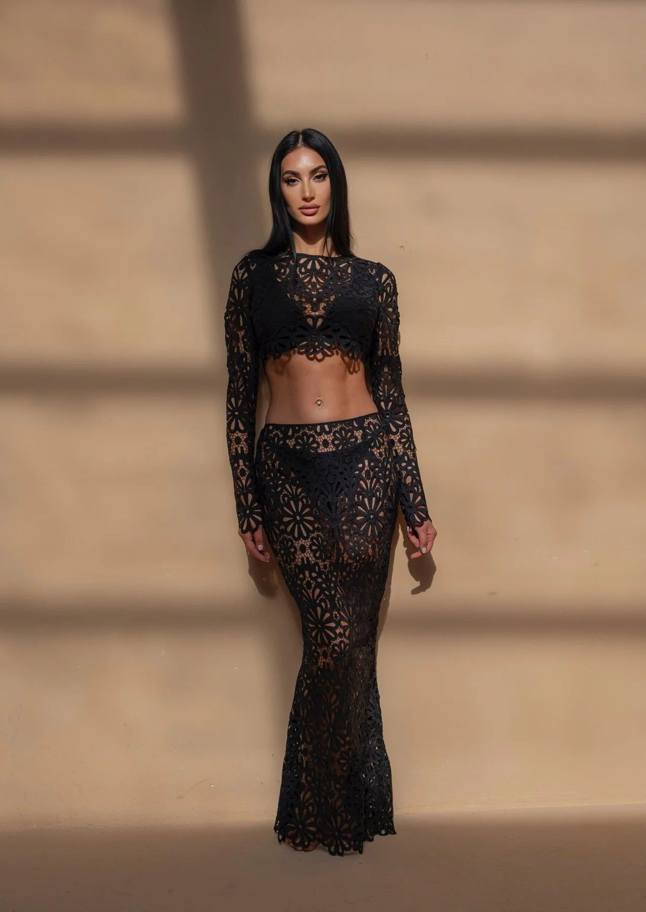 European And American Ladies Slim Fit Hollow-out Lace Tops Skirt Two-piece Suit