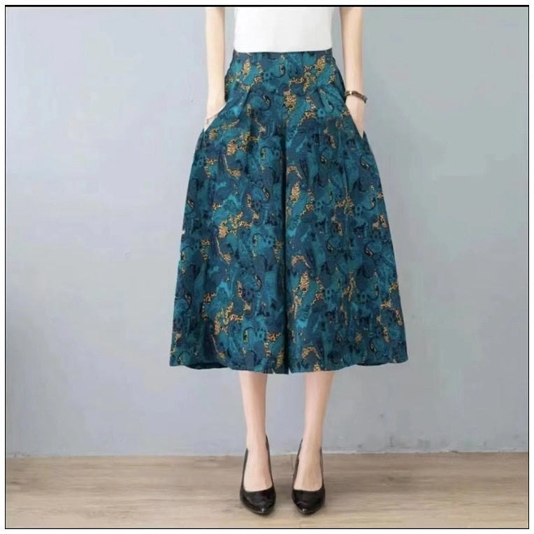 Slim And Casual High Waisted Printed Wide Leg Capris
