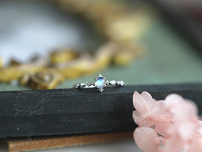 Ins Fashion Moonstone 925 Sterling Silver Gold Plated Women's Ring