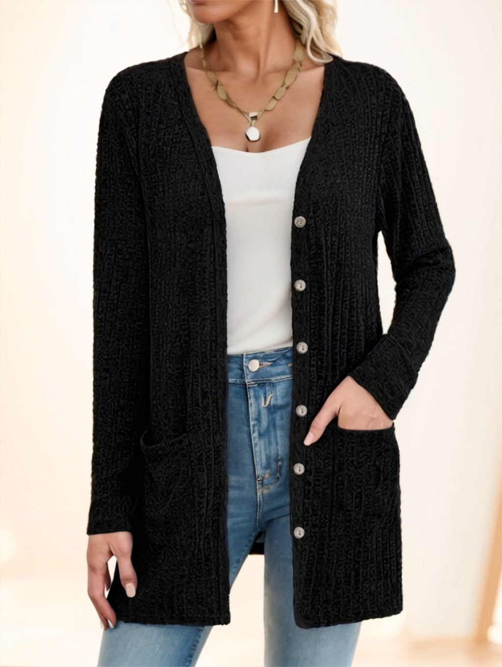 A Solid-colored Long-sleeved Coat For Ladies