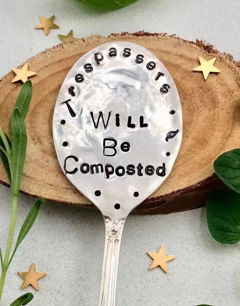 Leaf Carving Keychain Pendant