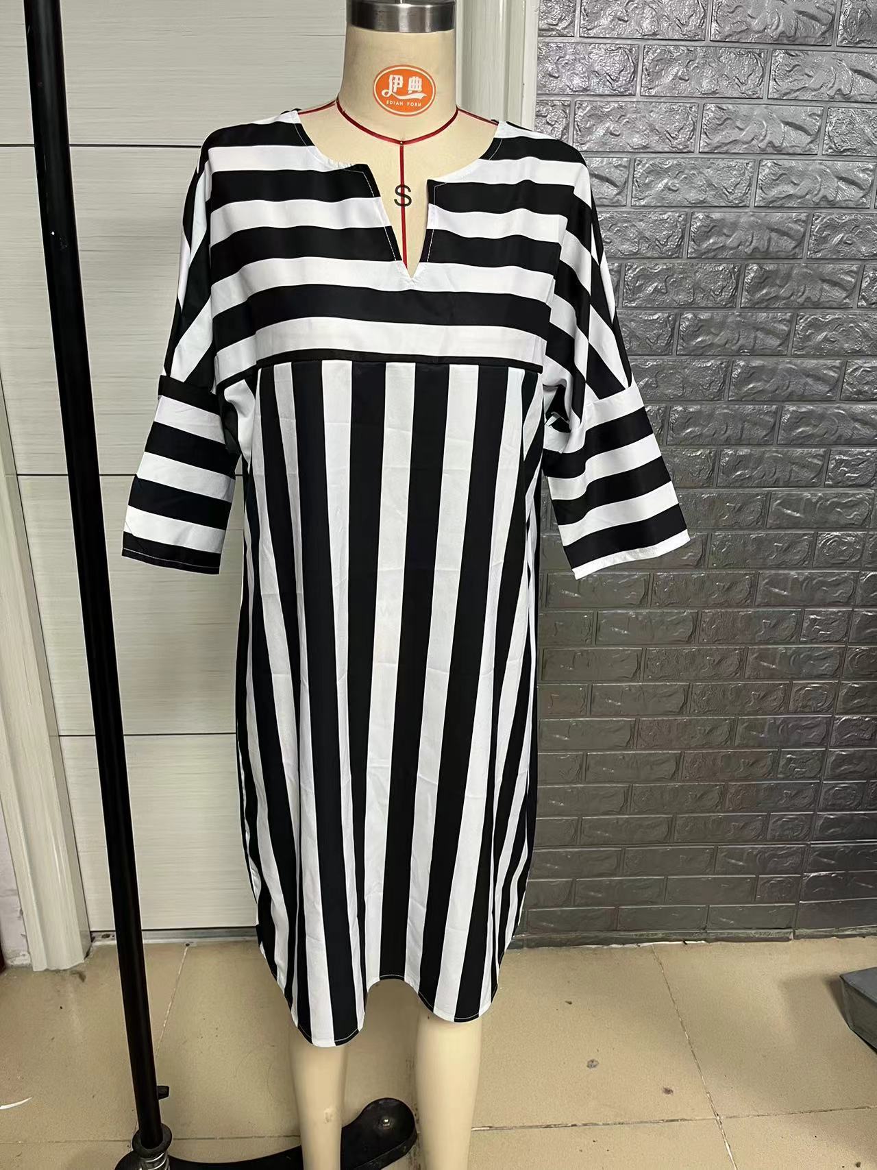 Striped Round Neck Loose Stitching Dress