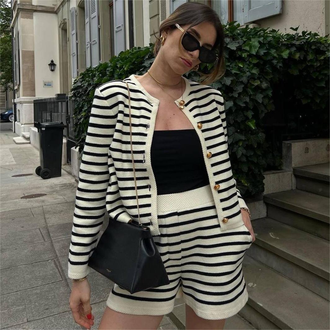 Striped Round Neck Knitted Cardigan Casual Sweater