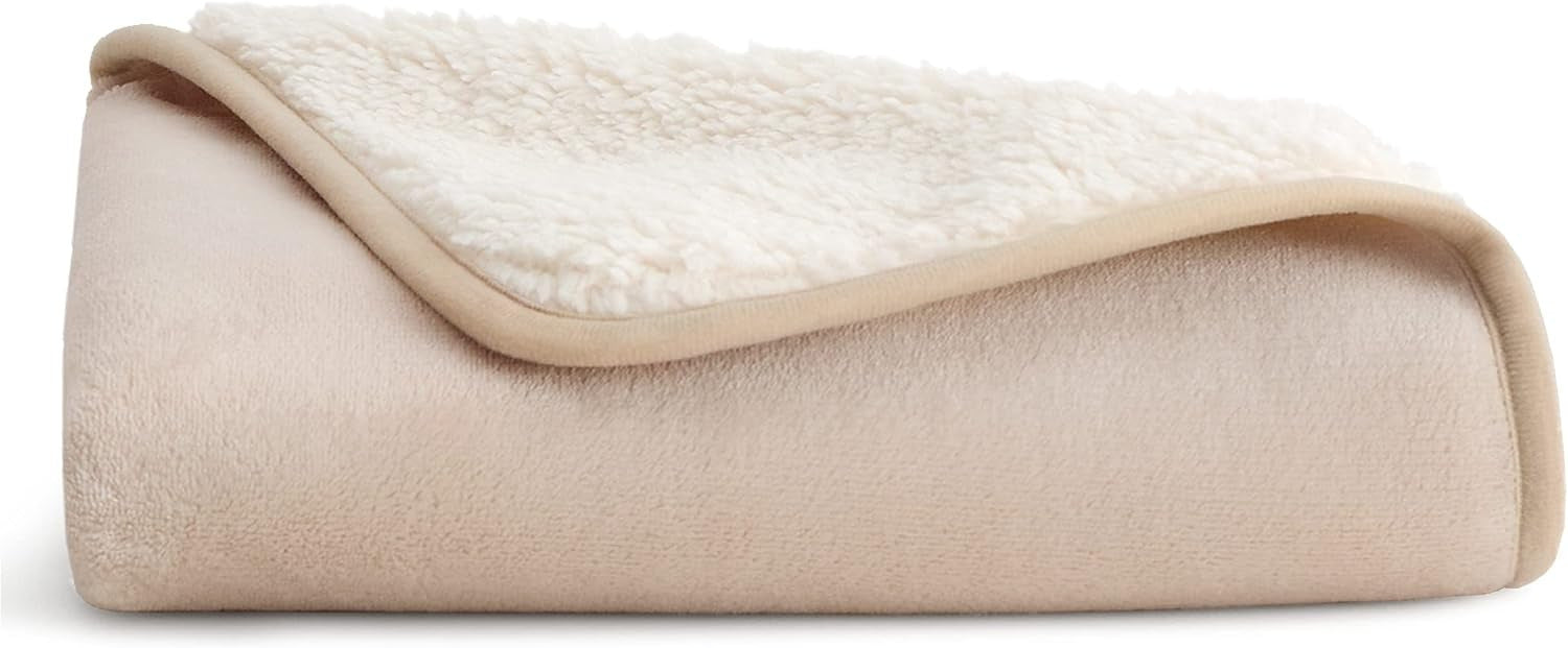 Pet Waterproof Flannel Sherpa Thickened Dog Blanket Cat Mat