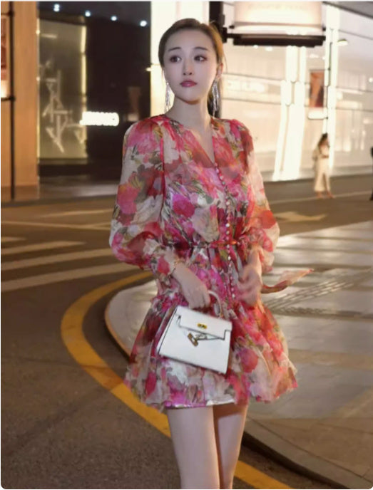Summer New High End Elegant And Exquisite Elegance Royal Sister Fragmented Flower V-neck Dress